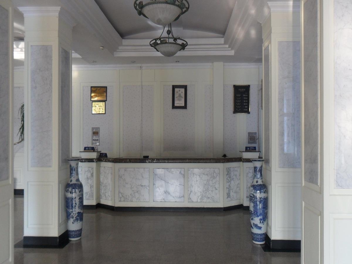 Yabuli Xintong Hotel Shangzhi エクステリア 写真
