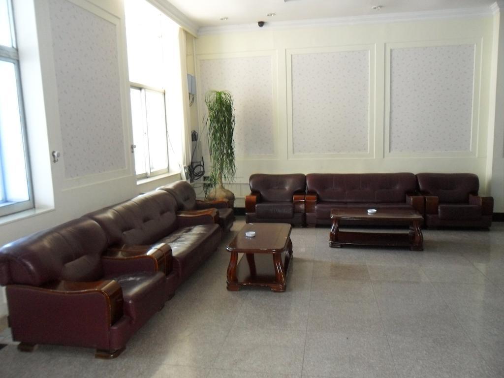Yabuli Xintong Hotel Shangzhi エクステリア 写真